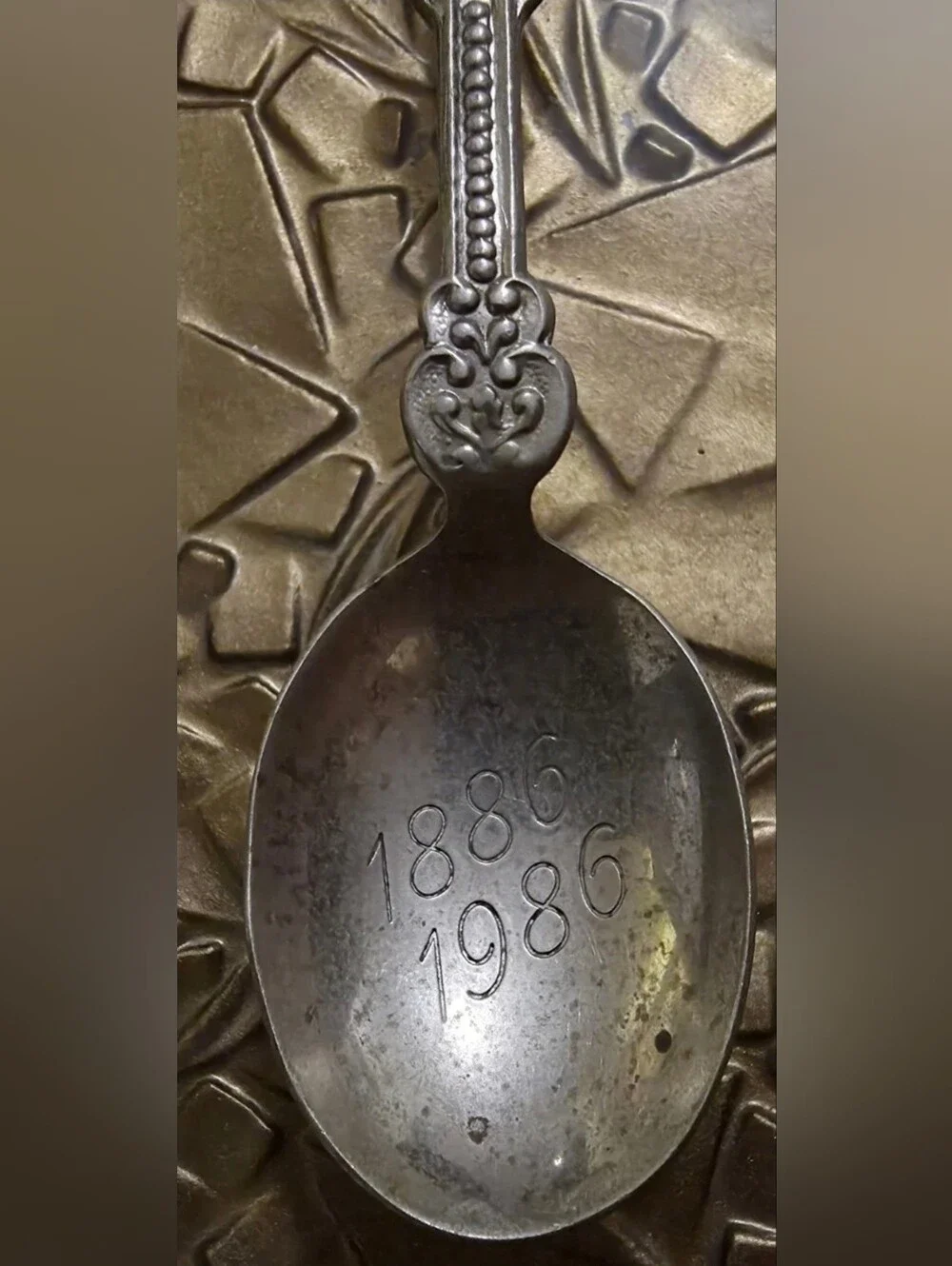 N/A silver tone